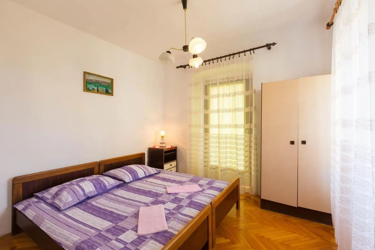Apartments Ivan Mali Losinj
